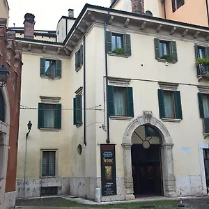 Appartamento Casa Ferrari Sanificato Ozono Verona